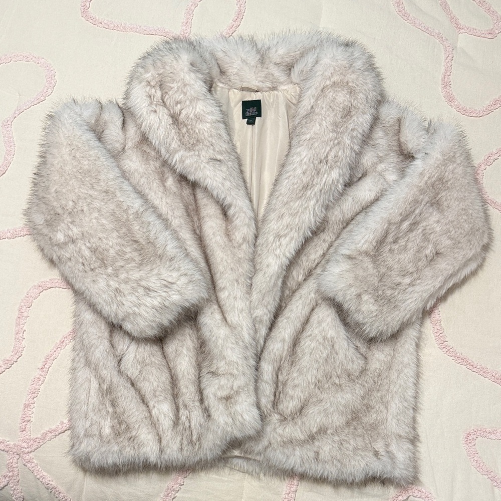 Wild Fable Faux Fur Coat in Cream and Gray
